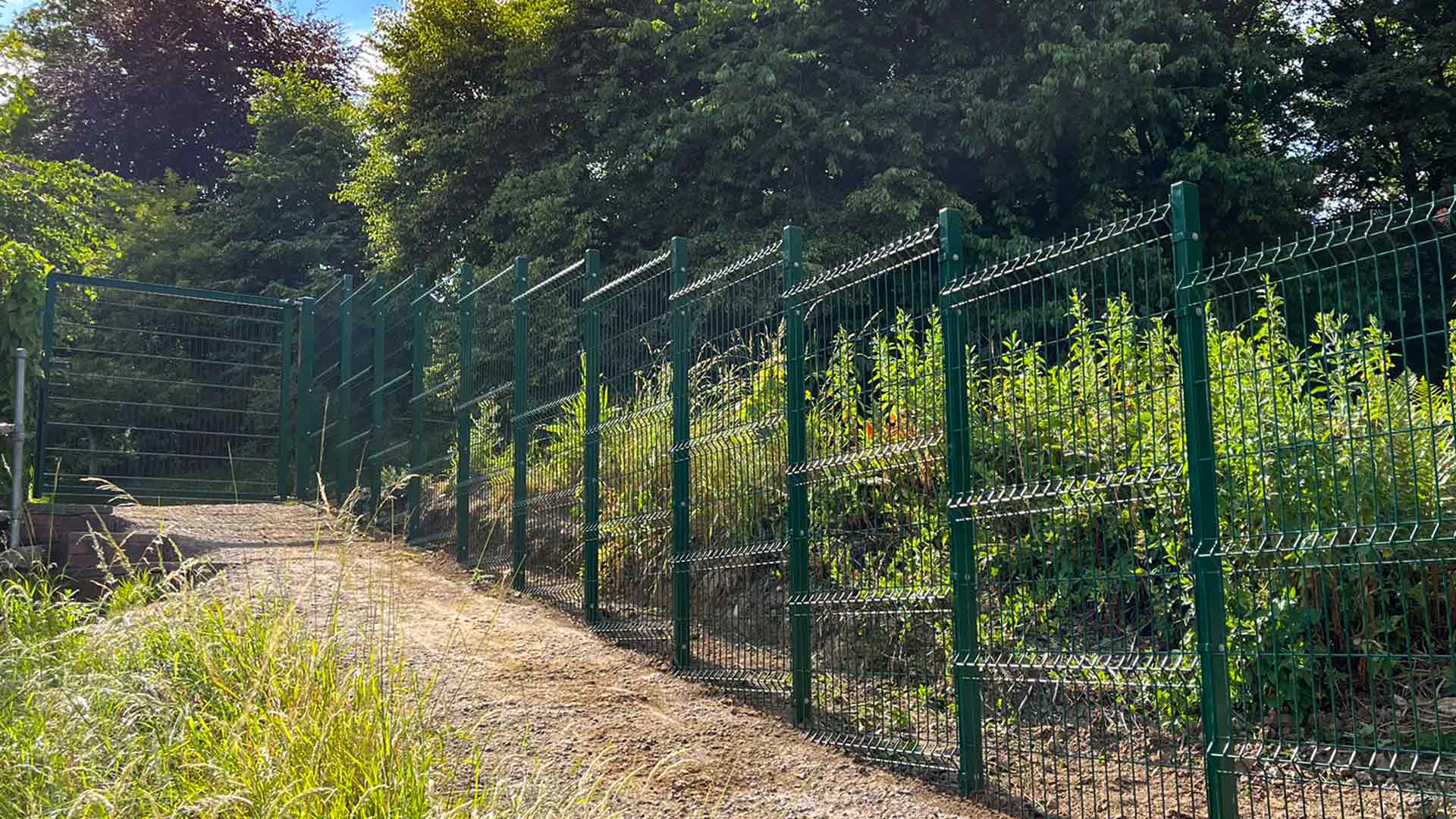 canal safety mesh fencing