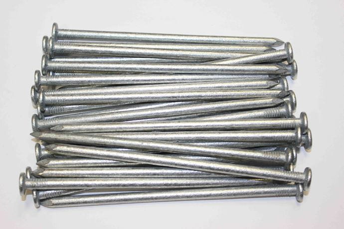 1kg Pack 150mm Nails galvanised Round Wire  Gauge | Jacksons Fencing