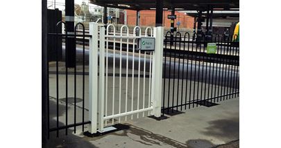Single leaf bow top pedestrian gate