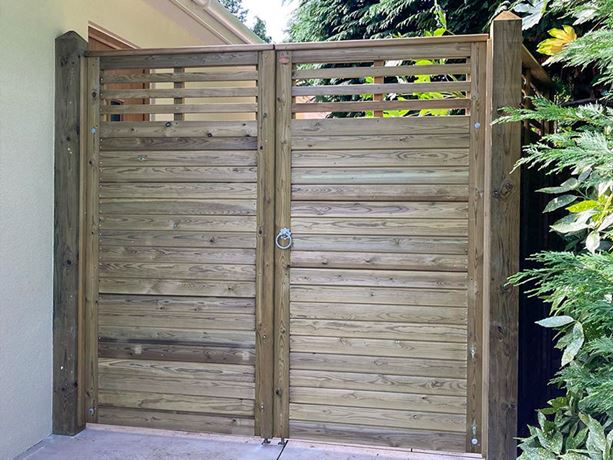 privacy garden gate canterbury combi