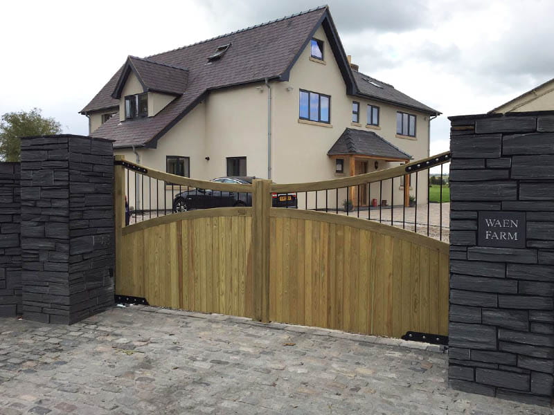 Cathedral driveway gate
