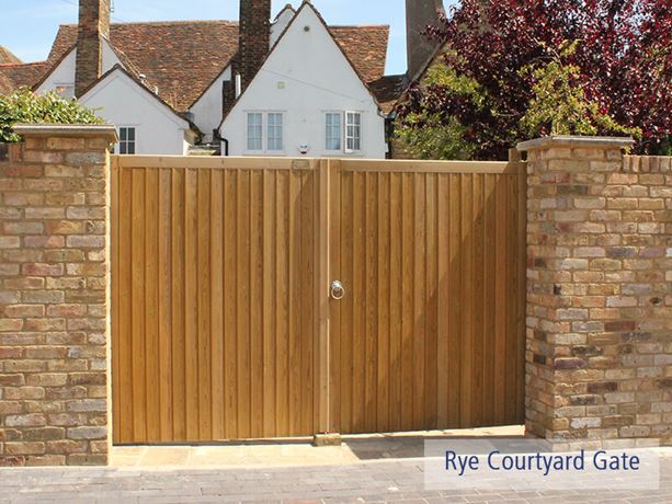 Rye Courtyard Gate