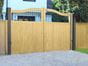 Courtyard gate with railings ge edit
