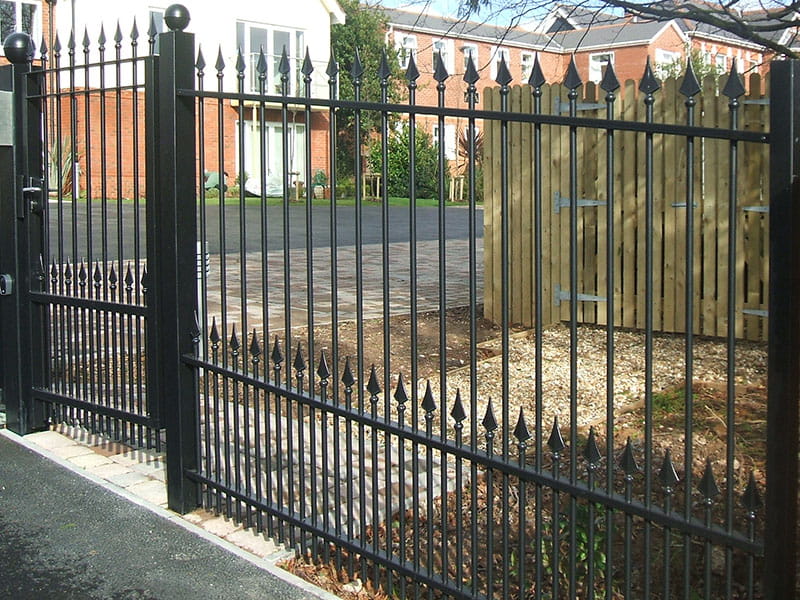 Ornamental metal railings style A