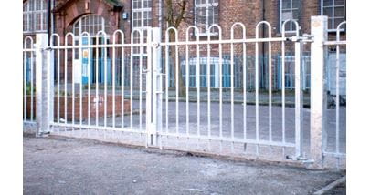 bow top double gate