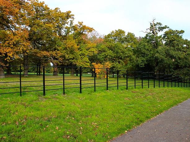estate rail fencing