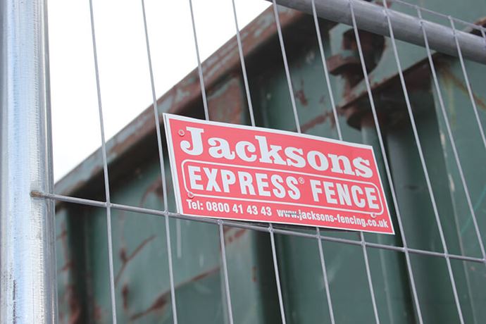 Temporary express fencing