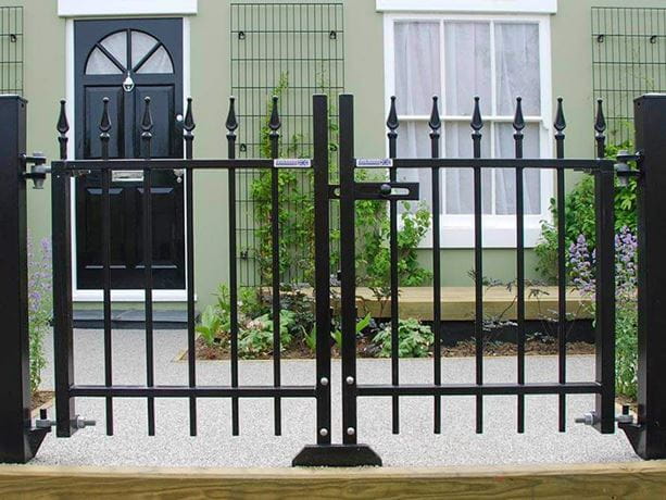 residential-metal-railigns-and-gates