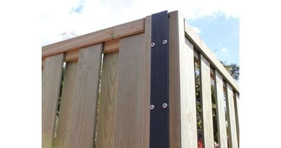 Mi-T corner post