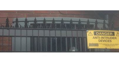 Cobra Spike On Fence Coated Black