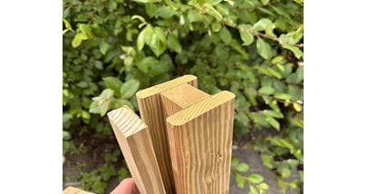 Slotted Post End Strip