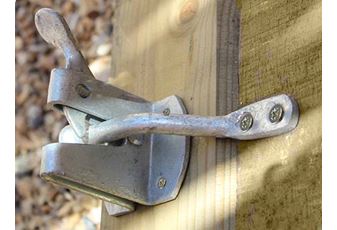 Automatic Latch Heavy Duty Galvanised Inc Bolts and Screws
