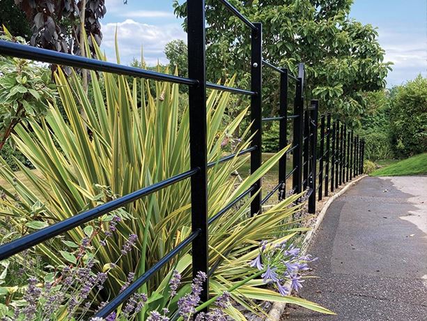 estate fencing galvanised