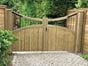 cathedral-courtyard-driveway-gate