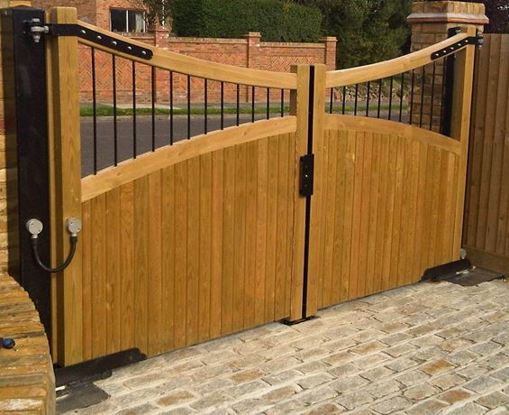 Cathedral gate underground automation