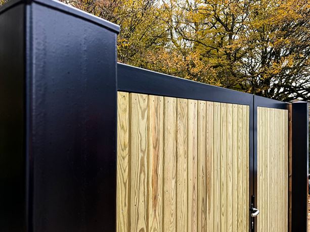 Whitstable courtyard gate
