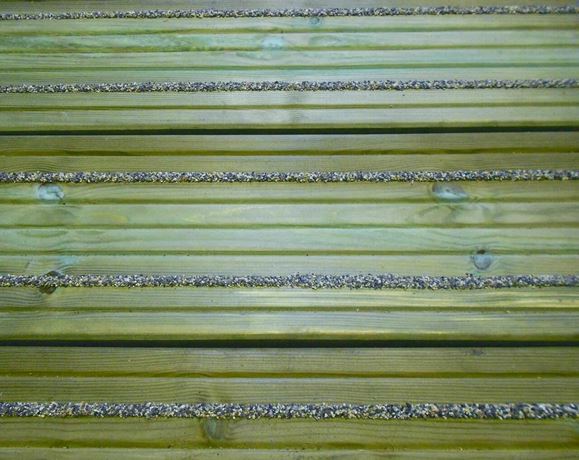 Anti-slip decking