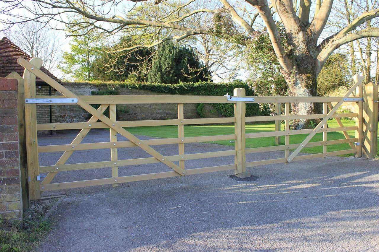 Pair of Timber Drive Gates Pair of Timber Drive Gates