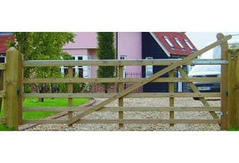 3.60m Right Hand Hanging Entrance Gate | Traditional Entrance Gate