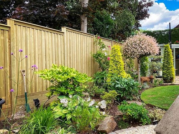 modern-garden-fence-panels
