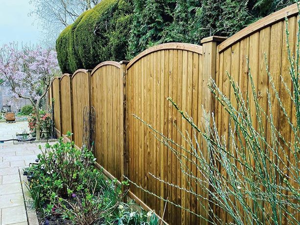 convex-vertical-tongue-and-groove-fence-panels