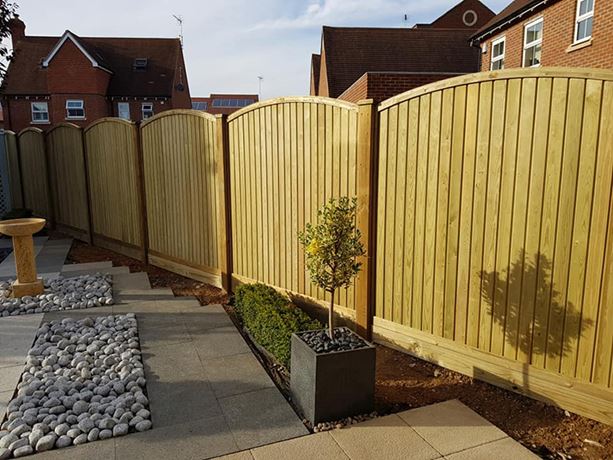 Curved tongue and groove fence panel 1