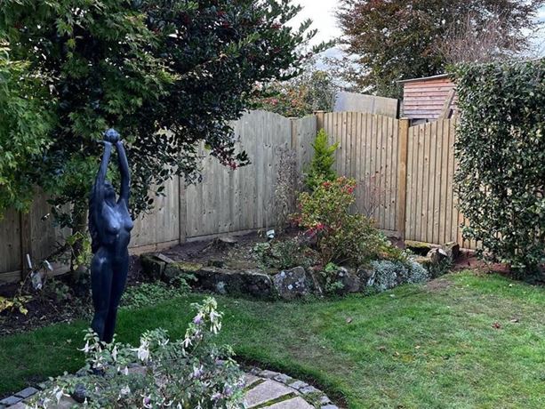 curved fence panels convex featherboard