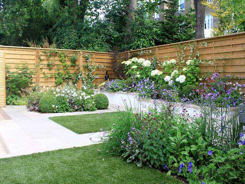 horizontal fence panel