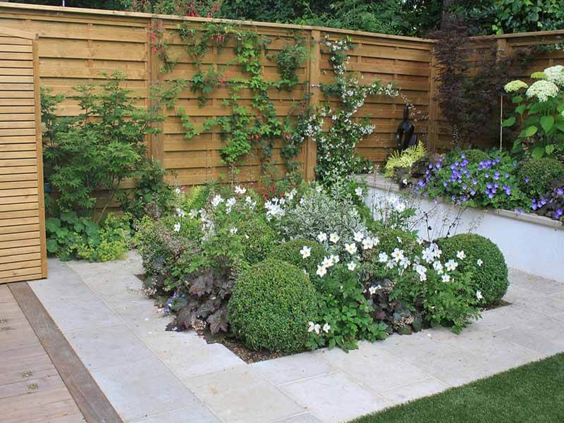Horizontal fencing