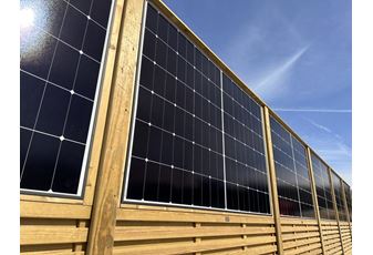 The Advantages and Disadvantages of Solar Fence Panels