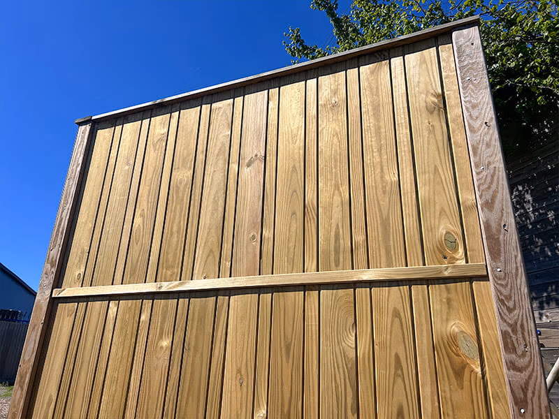 groove fence panels
