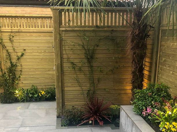 Roman-Trellis-Topper-Panel