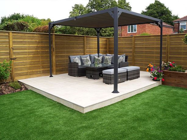 urban-garden-fence-panel-pergola