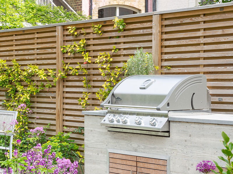 Venetian Hit and Miss modern fence panels double slatted fence panels