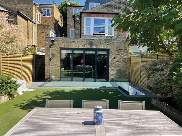 venetian-slatted-fence-panels