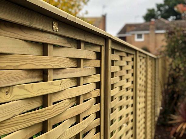 slatted woven fence panels