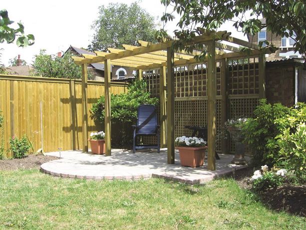pergola with trellis