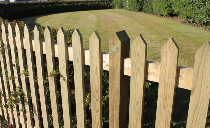 Traditional fencing
