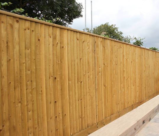 Traditional kit form fencing