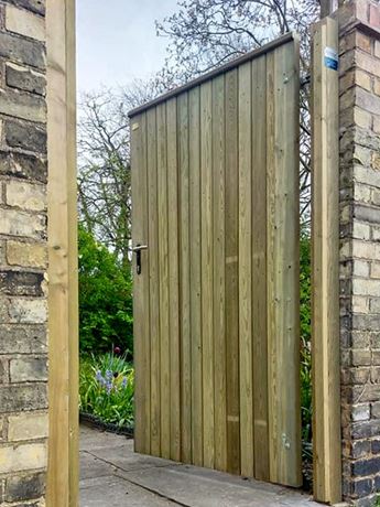 Brook quality garden gate