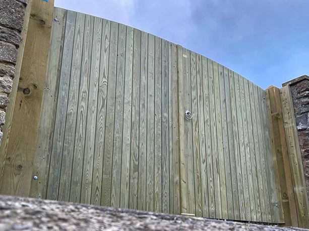 Double Leaf Board Brabourne Garden Gates