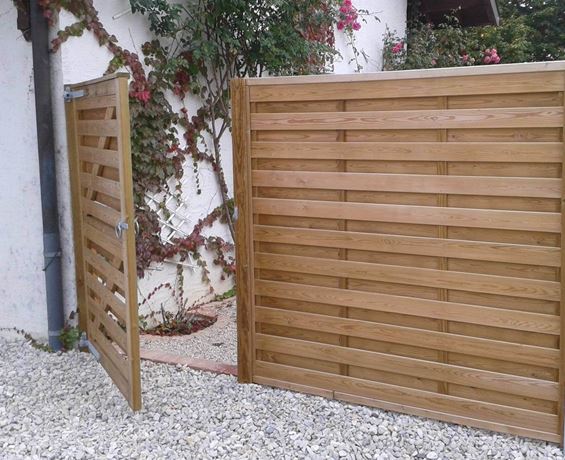Garden Gate Horizontal Hit and Miss