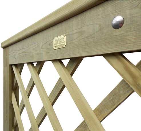 Diamond Trellis Gate detail