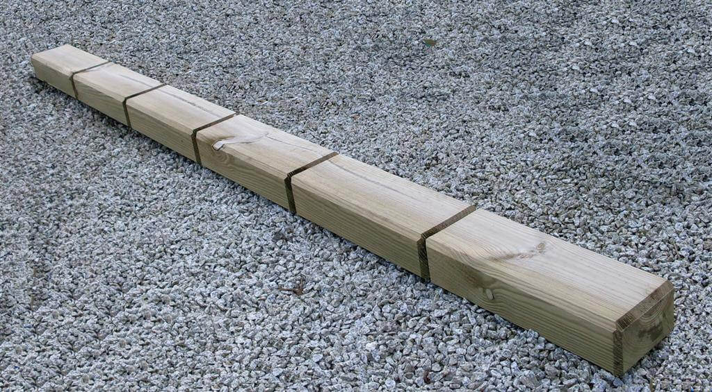 Grooved all round wooden sleeper