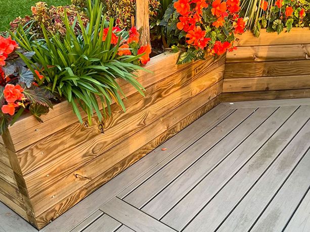ungrooved landscape timber