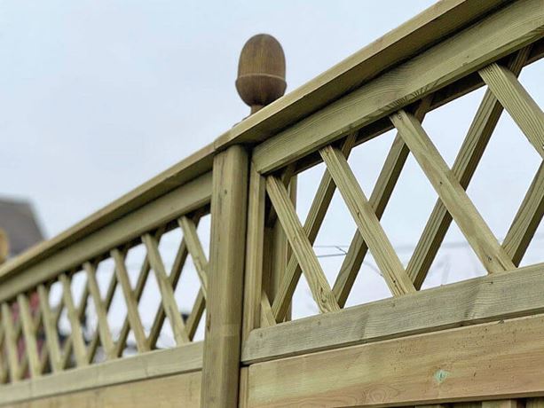 Diamond Trellis Fence Topper Panel