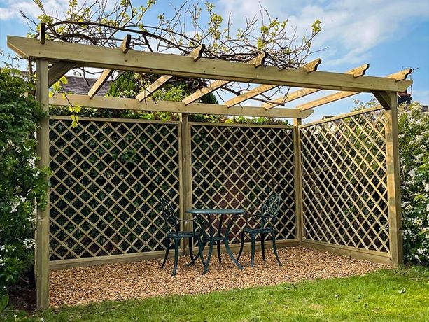 diamond trellis panels