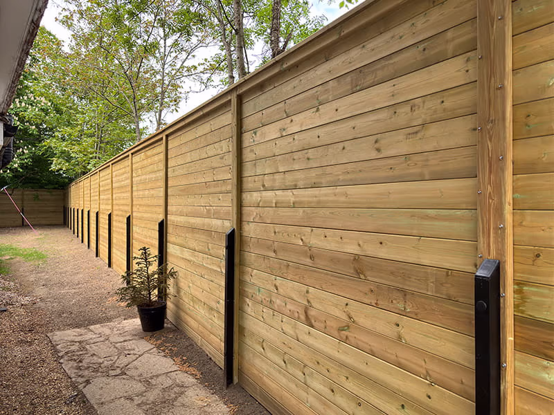 Timber acoustic barrier