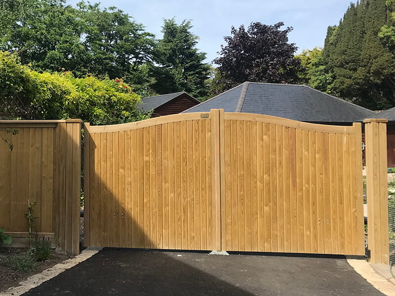 Hythe Courtyard Gate