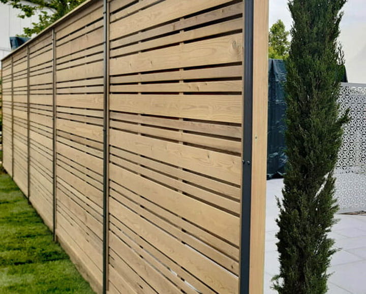 mi-t-fence-post-urban